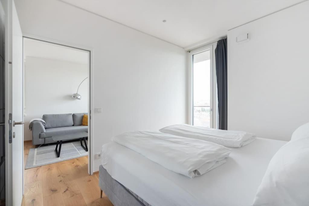 Appartamento Hoch Hinaus, Neu Und Stilvoll Mit Pool Am Dach Vienna Esterno foto