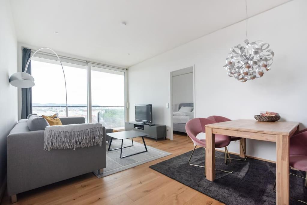 Appartamento Hoch Hinaus, Neu Und Stilvoll Mit Pool Am Dach Vienna Esterno foto